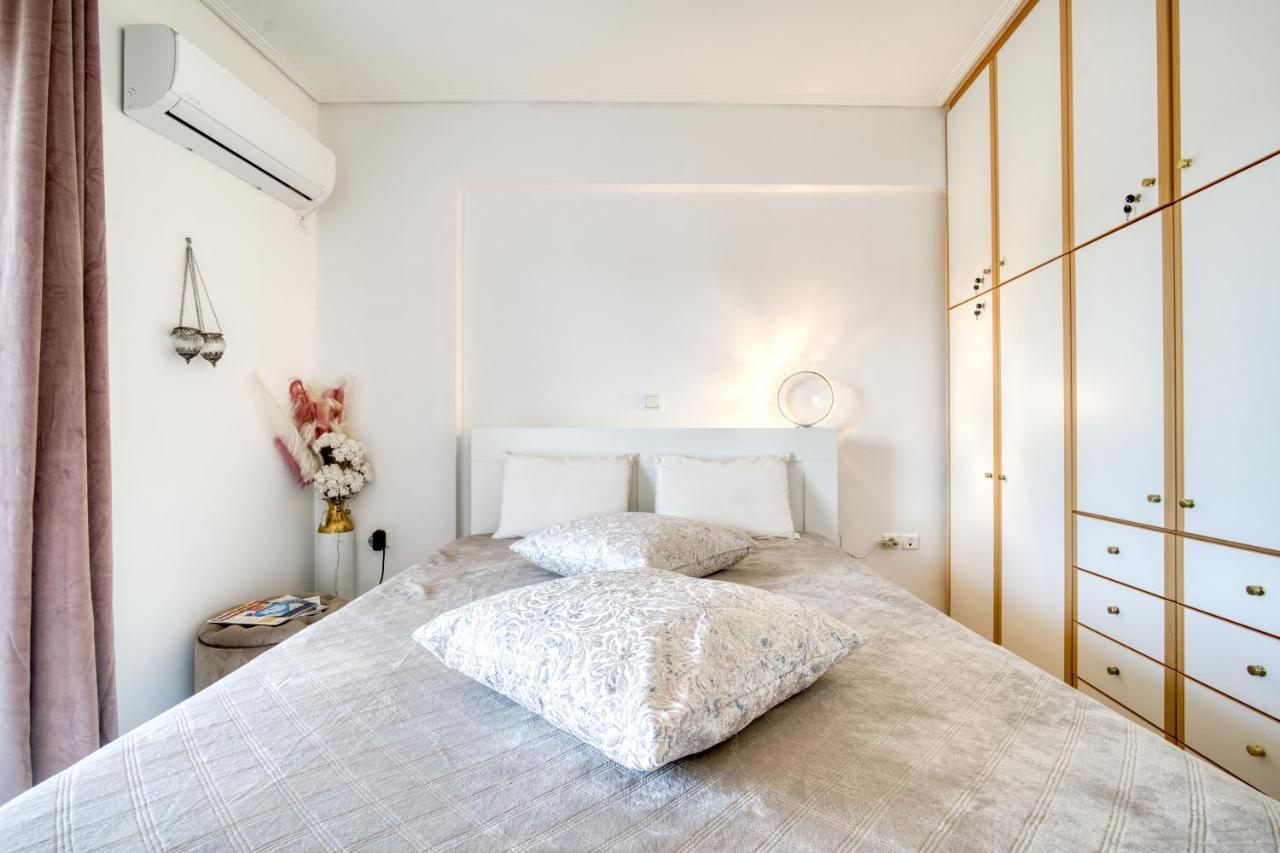 Sea & Mountain Apartment Close To Port And City Lávrion Esterno foto