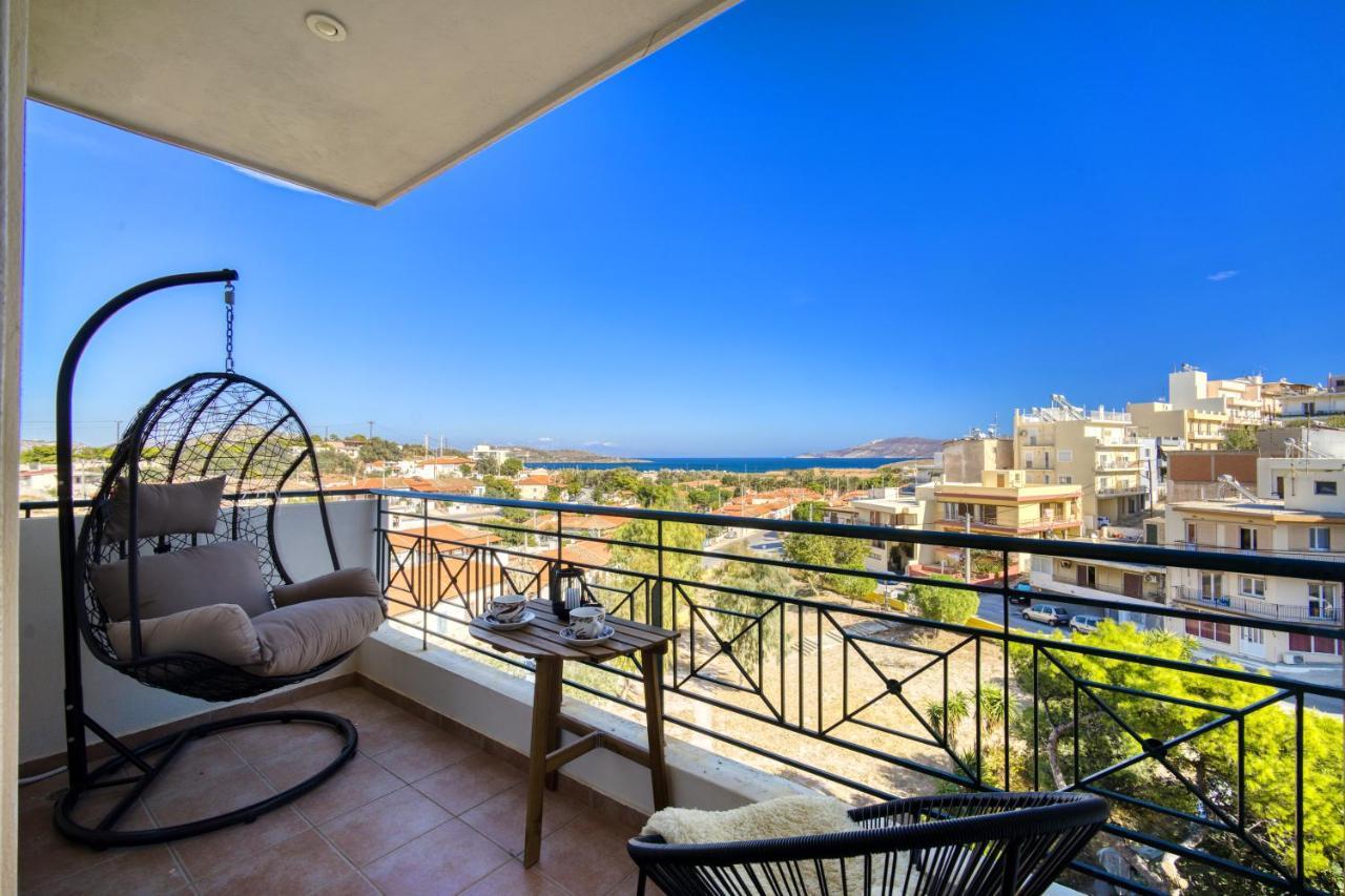 Sea & Mountain Apartment Close To Port And City Lávrion Esterno foto