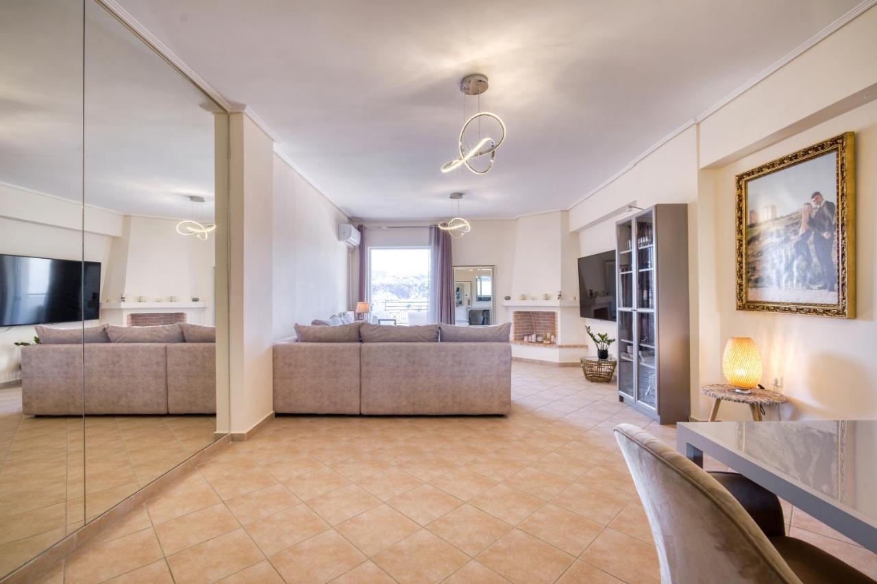 Sea & Mountain Apartment Close To Port And City Lávrion Esterno foto