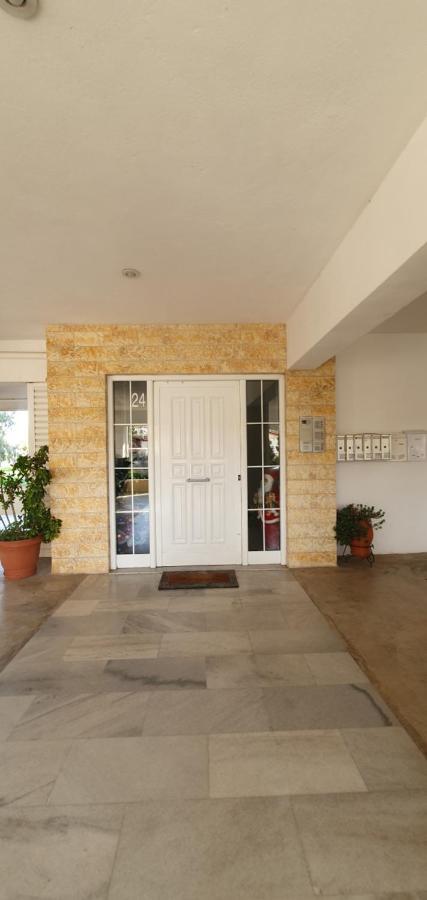 Sea & Mountain Apartment Close To Port And City Lávrion Esterno foto